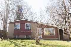 14 Benadair Court, Toronto, ON M1H 1K5