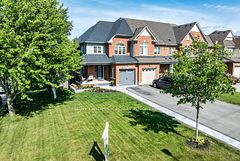 69 Dodds Square, Clarington, ON L1C 5N2