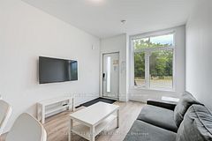 1720 Simcoe Street 16, Oshawa, ON L1G 4X9