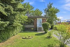 89 Benjamin Boulevard, Toronto, ON M1K 3P2