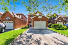 156 Heale Avenue, Toronto, ON M1N 3Y1