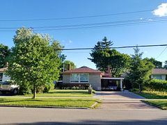 26 Applefield Drive, Toronto, ON M1P 3X9