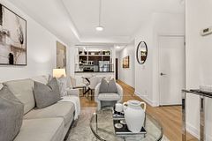 135 Village Green Square 519, Toronto, ON M1S 0G4