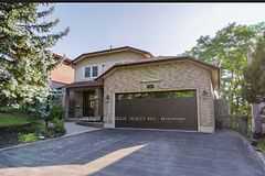 415 Aztec Drive Upper, Oshawa, ON L1J 7T5