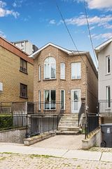 33 Torrens Avenue, Toronto, ON M4K 2H9