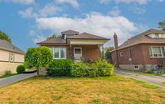 203 Hibbert Avenue, Oshawa, ON L1J 1V4