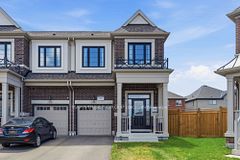30 Velvet Drive, Whitby, ON L1P 0P6