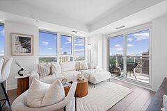 286 Main Street 2103, Toronto, ON M4C 0B3