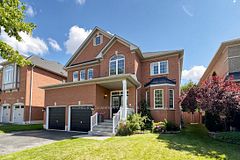 19 Tweedie Crescent, Whitby, ON L1P 1X4