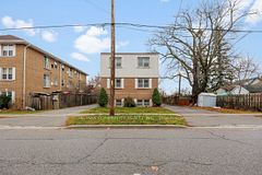 383 Buena Vista Avenue Unit 3, Oshawa, ON L1J 2M6
