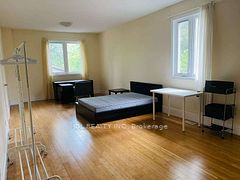 29 Bobmar Road, Toronto, ON M1C 1C8