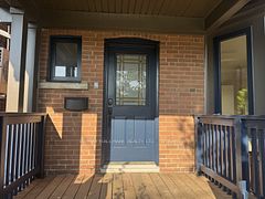 553 Broadview Avenue Lower, Toronto, ON M4K 2N7