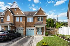 137 Stokely Crescent, Whitby, ON L1N 9S9