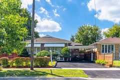 49 Clementine Square, Toronto, ON M1G 2V9