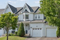 52 Bexley Crescent, Whitby, ON L1M 2C6