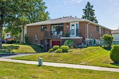171 Petworth Crescent, Toronto, ON M1S 3M6