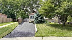 22 Jeffton Crescent, Toronto, ON M1G 2R5