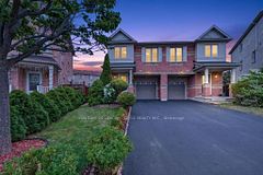 63 Wilkes Crescent, Toronto, ON M1L 0B4