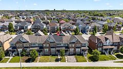 45 Warnford Circle, Ajax, ON L1T 0J7
