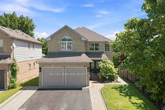 81 Gartshore Drive, Whitby, ON L1P 1N5