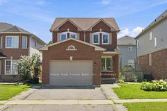 21 Bottrell Street, Clarington, ON L1C 4Z8