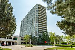 1 Greystone Walk Drive PH83, Toronto, ON M1K 5J3
