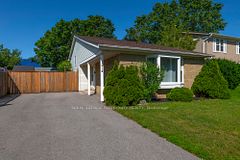 1214 Trowbridge Drive, Oshawa, ON L1G 7H2