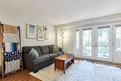 831 Gentry Crescent, Oshawa, ON L1K 1L6