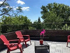 431 Kingston Road Main, Toronto, ON M4L 3S9