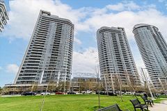 151 Village Green Square 1806, Toronto, ON M1S 0K5