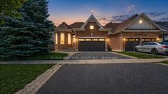 76 Cachet Boulevard, Whitby, ON L1M 2C9