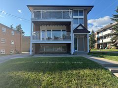 706 Dunlop Street W 3, Whitby, ON L1N 1V5