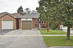 1434 Largo Crescent, Oshawa, ON L1G 7E5