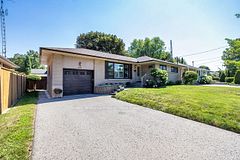 403 Rossmount Avenue, Oshawa, ON L1J 3K5