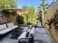 16 Blong Avenue, Toronto, ON M4M 1P2