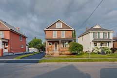 151 Burk Street, Oshawa, ON L1J 4C2