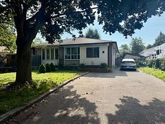 68 Tulloch Drive, Ajax, ON L1S 2S5