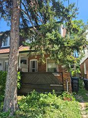 235 Chisholm Avenue, Toronto, ON M4C 4V9