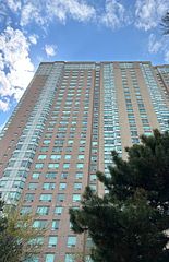 68 Corporate Dr Drive 2821, Toronto, ON M1H 3H3