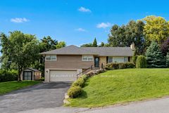 918 Pinecrest Road, Oshawa, ON L1K 2B2