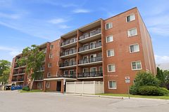 131 Taunton Road E 204, Oshawa, ON L1G 3T8