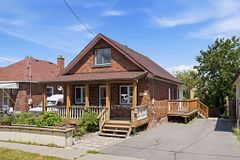 261 Clarke Street, Oshawa, ON L1H 5G4