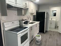 3 Simcoe Street S Unit 3, Oshawa, ON L1H 1A9