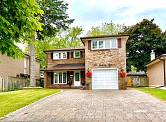 137 Merkley Square, Toronto, ON M1G 2Y5