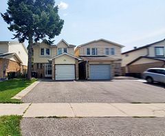 51 Carolbreen Square, Toronto, ON M1V 1J1