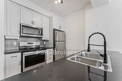 9 Boardwalk Drive 423, Toronto, ON M4L 6T1
