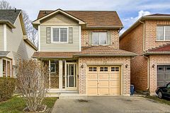 97 Piperbrook Crescent, Toronto, ON M1E 5H1