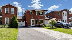 54 Fearn Crescent, Ajax, ON L1S 5L4