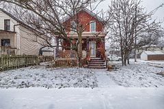548 Front Street, Oshawa, ON L1H 4V3