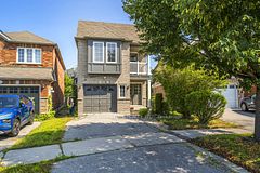 1597 Avonmore Square, Pickering, ON L1V 7H5